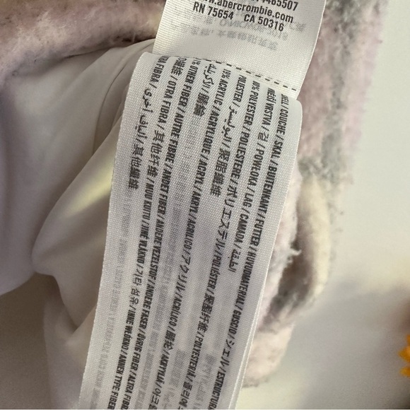 Size XL Hollister Oversized Cozy Plaid Shacket - Lilac - Picture 8 of 8